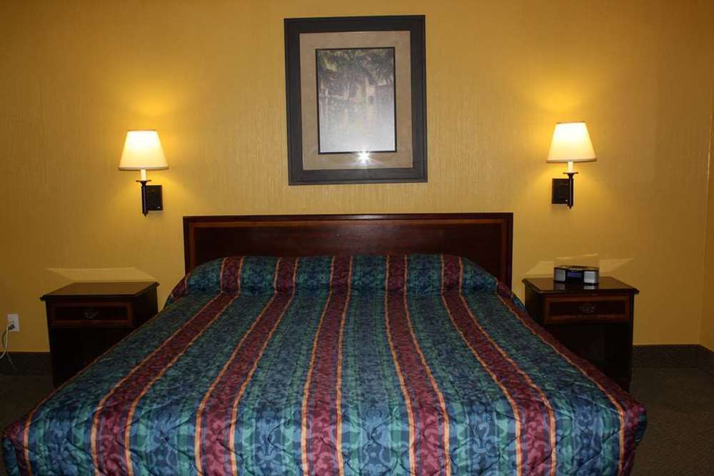Red Roof Inn Yuba City Bonanza - Marysville الغرفة الصورة