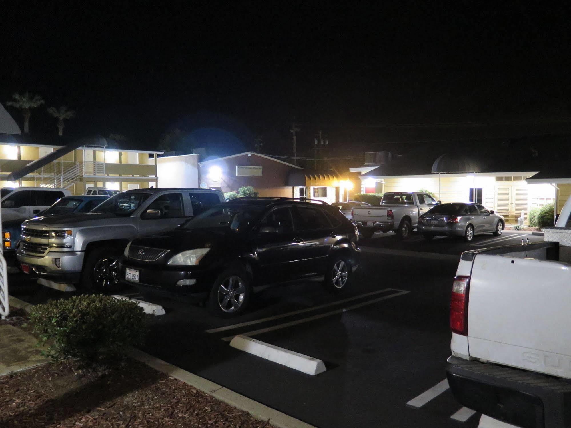 Red Roof Inn Yuba City Bonanza - Marysville المظهر الخارجي الصورة